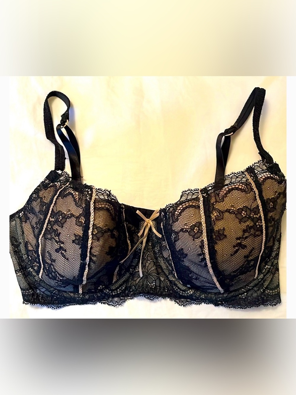 Dkny Black Lace Underwire Bra with Beige Bow 36D NWOT